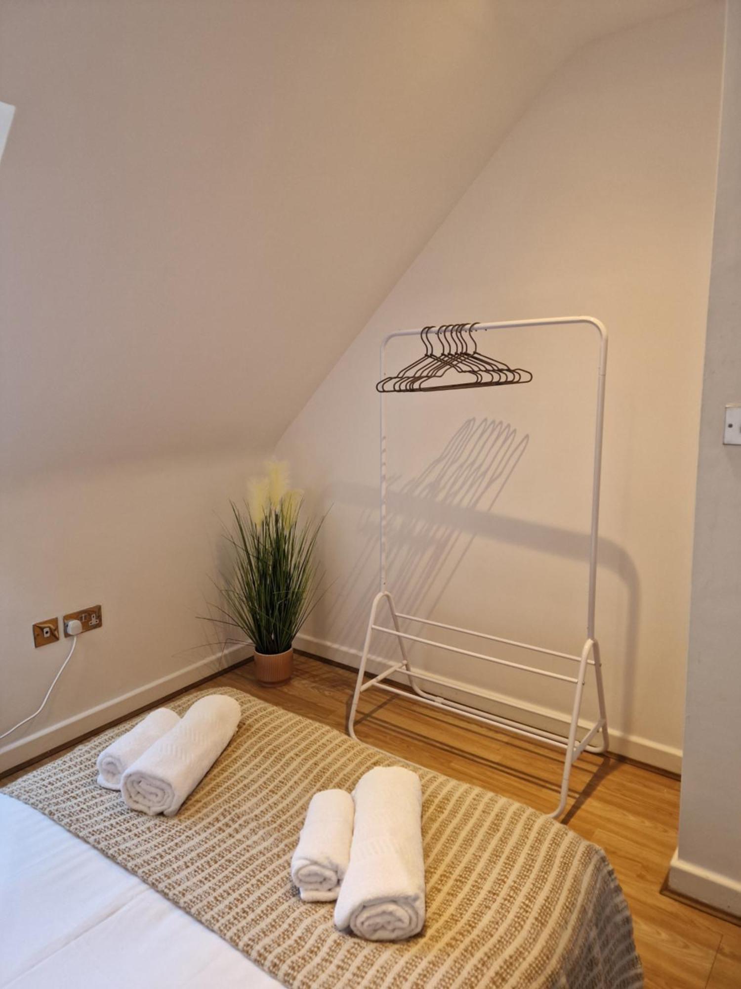 Large 4-Bed House For Up To 7 Guests W 2X Parking Villa Oxford Exterior foto